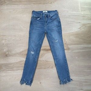 We The Free Free People Skinny Jeans Womens 26 Great Heights Frayed Hem Cropped